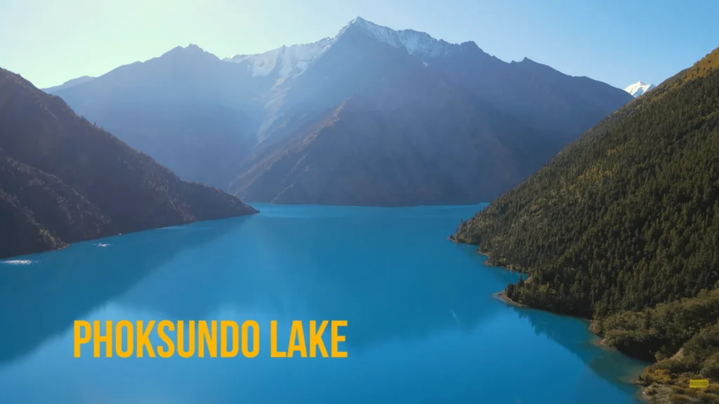 Phoksundo lake 