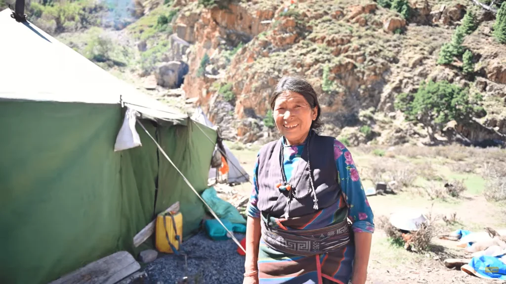 Phoksundo lake